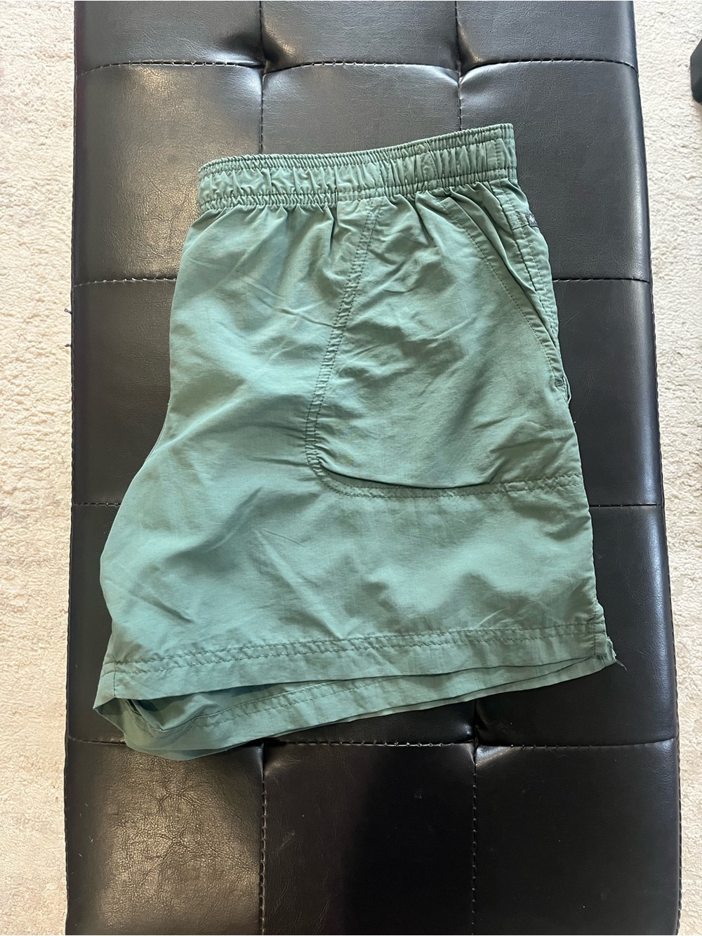 Women’s Green Elastic Waist Casual Shorts